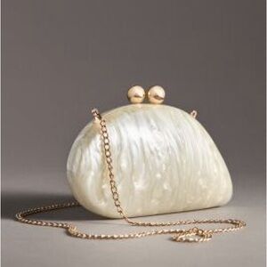Rae of Light Shell Clutch Pearl (Ivory)